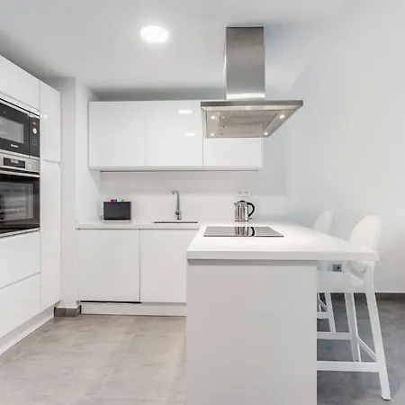 By Riva - Designer 1 Bedroom In The Centre Of Marbella