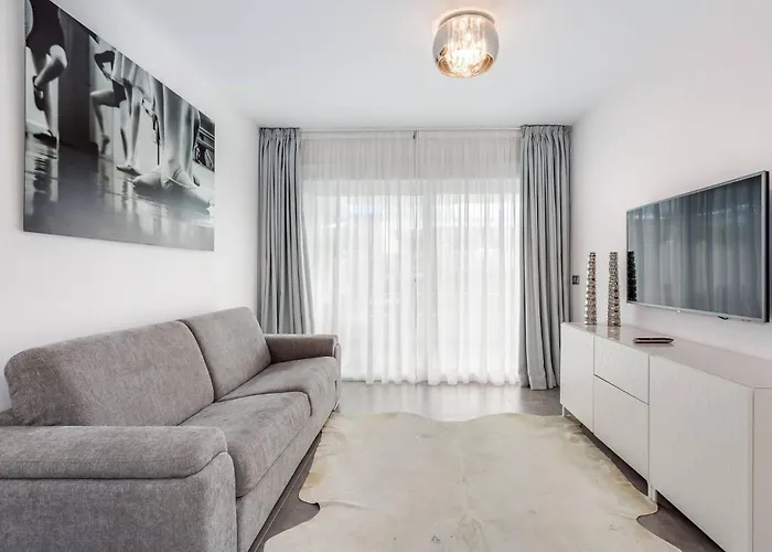 Daire By Riva - Designer 1 Bedroom In The Centre Of Marbella